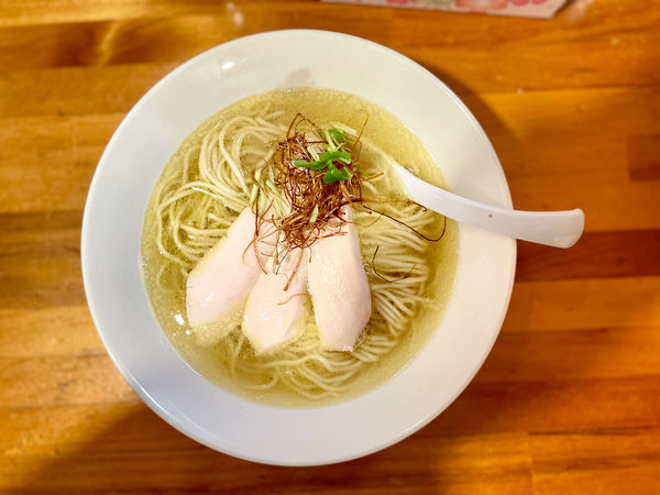 「地鶏魚貝塩900円」@極汁美麺 umamiの写真