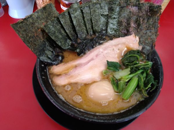 「ラーメン　のり　味玉子」@家系ラーメン 王道 いしいの写真