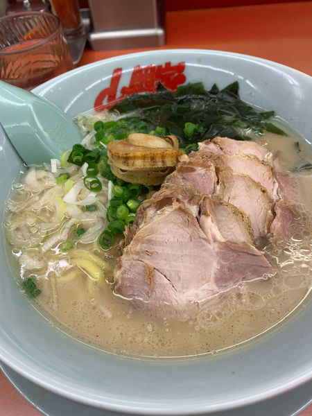 「ホタテ塩とんこつ(チャーシュー)」@ラーメン山岡家 福島矢野目店の写真