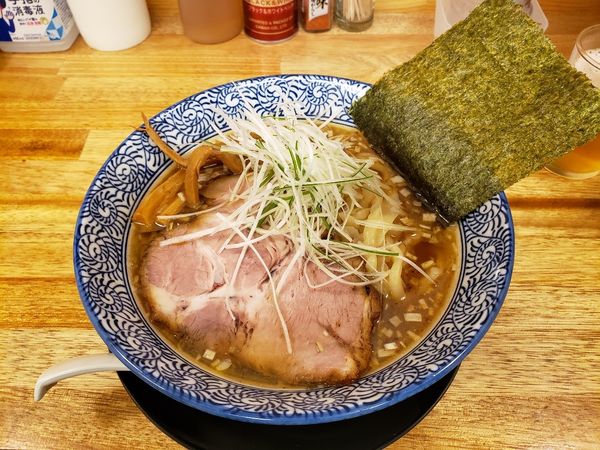 「醤油らーめん」@麺屋 つるるの写真