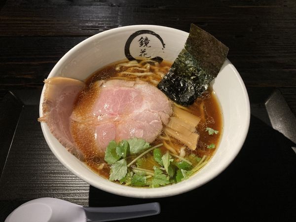 「醤油ラーメン」@らーめん愉悦処 鏡花の写真
