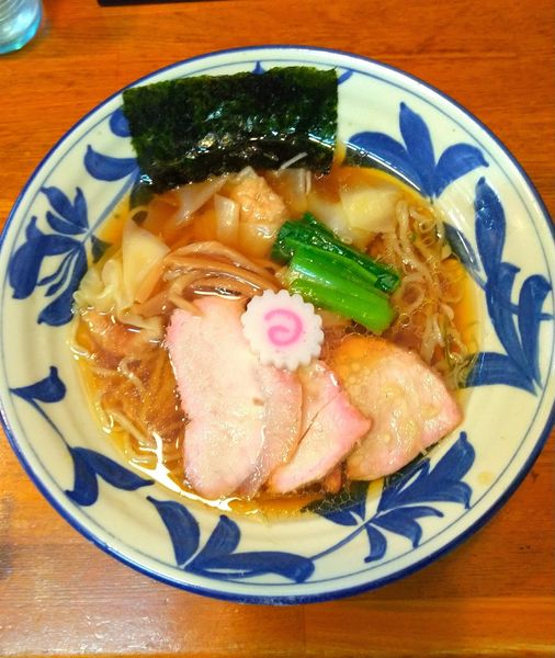 「ワンタン麺（￥900）」@手打ち中華そば 竹の助の写真