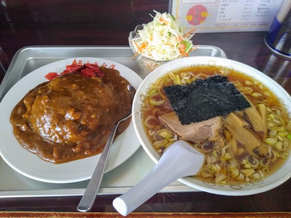 「Bセット ラーメン +カレーライス 850円」@純手打ラーメン五十番の写真