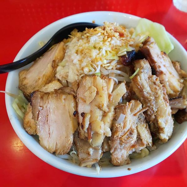 「七郎まぜそば 特盛 チャーシュー増」@まぜそば 七の写真