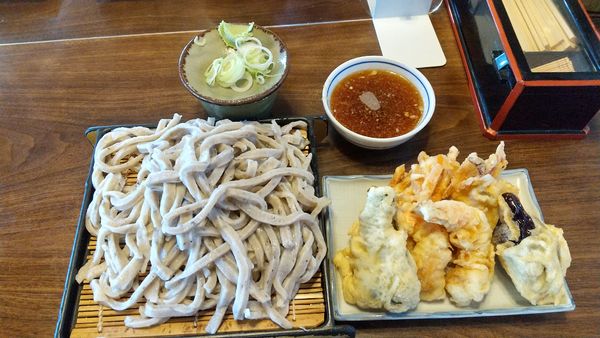 「大盛り天そば(1150円)」@手打ちそば 一茶の写真