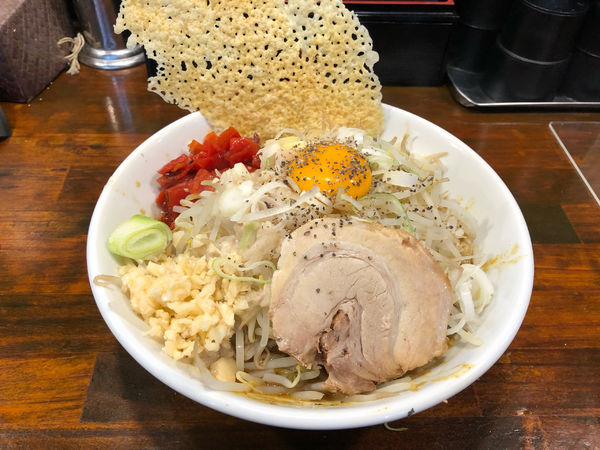 「俺の汁なしカリー麺」@オリオン食堂の写真