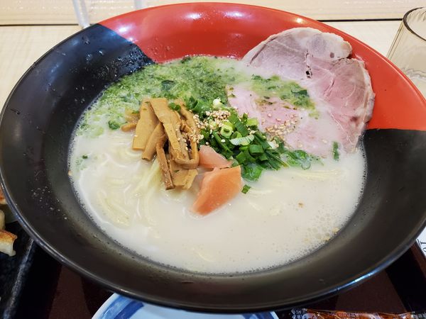 「アゴ出汁餃子6個セット」@西海製麺所 横浜四季の森フォレオ店の写真