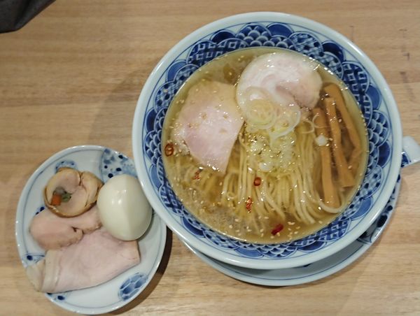 「塩そば」@中華蕎麦 時雨 コレットマーレ桜木町店の写真