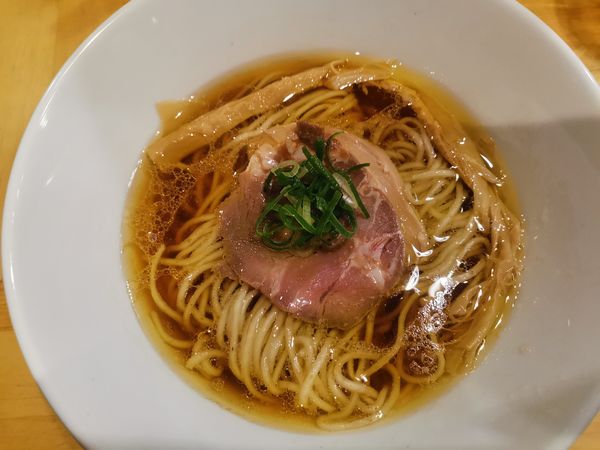 「鶏と鴨の醤油らぁ麺」@らぁ麺 なお人の写真