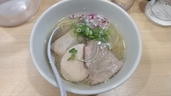 「中華そば塩850円」@貝麺みかわの写真