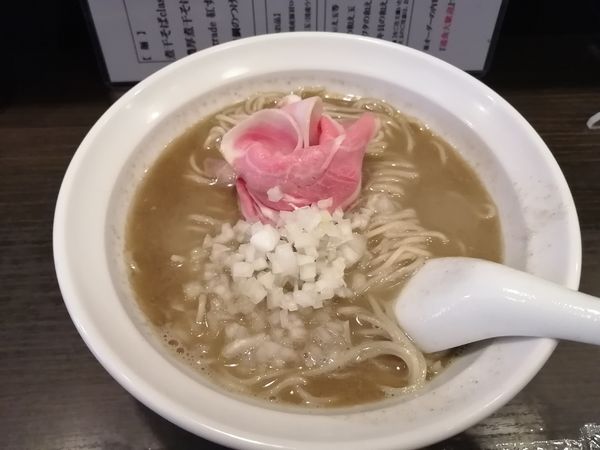 「煮干しそばclassic800円ホッキ貝の和え玉400円」@灰汁中華 丿貫 福富町本店の写真