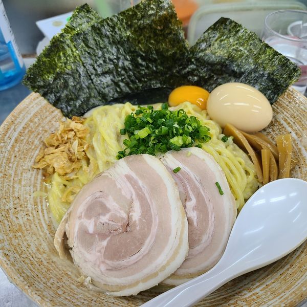 「真鯛白子濃厚まぜそば」@覆麺 智の写真