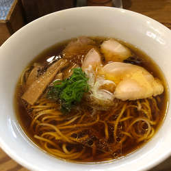 しもふり中華そば 750円