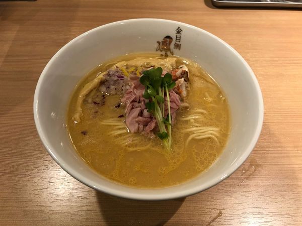 「金目鯛らぁ麺 濃厚白湯仕立て」@らぁ麺 鳳仙花の写真