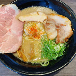 【限定】背脂こってり野郎(950円)