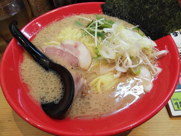 「あご塩ラーメン　※クーポンで５００円」@吉祥寺 武蔵家 松本店の写真