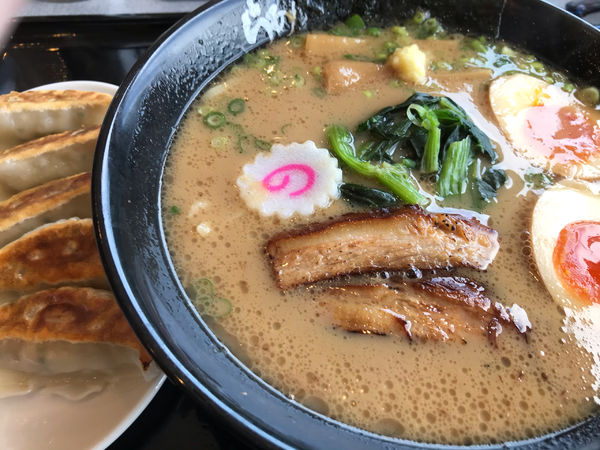 「幕末維新らあめん坂本龍馬＋餃子」@らあめん花月嵐 ひたちなか高場店の写真