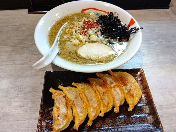 「こってり中華そば(並盛・150g)880円→500円」@らーめん酒場 福籠 通町店の写真