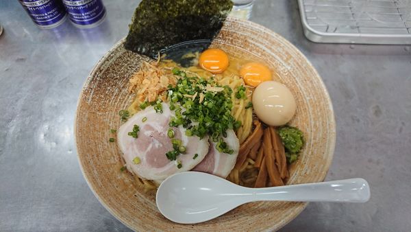 「真鯛白子濃厚まぜそば＋生卵＋味玉＋青唐辛子」@覆麺 智の写真