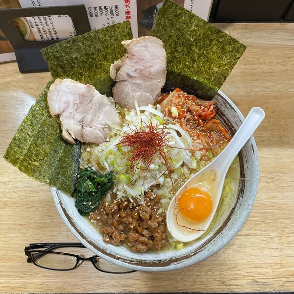 「バクダンラーメン」@らーめん 明日香の写真
