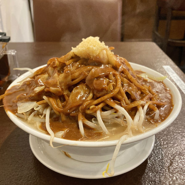 「カレー1000円 ニンニク少しcall(食券渡し時)」@凛 渋谷店の写真