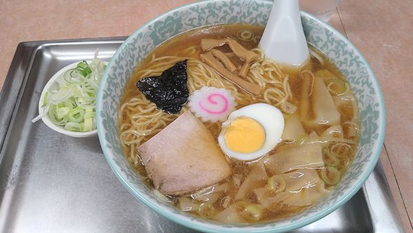 「ワンタンメン(麺少目)¥870+ネギ¥50-」@大勝軒 北習志野店の写真