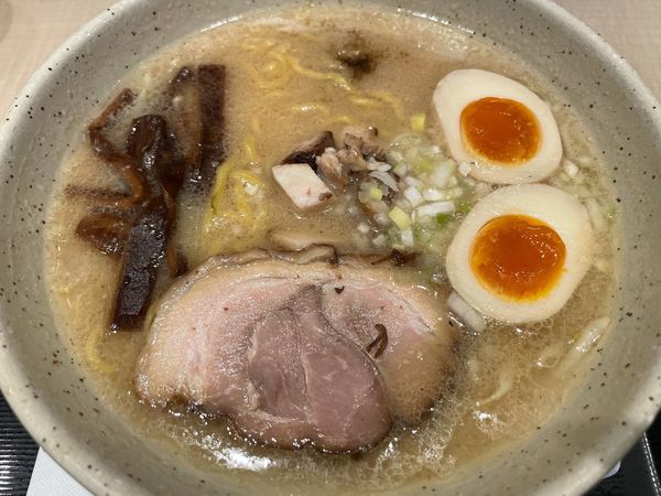 「味玉味噌らーめん(970円)」@つじ田 味噌の章 東京駅店の写真