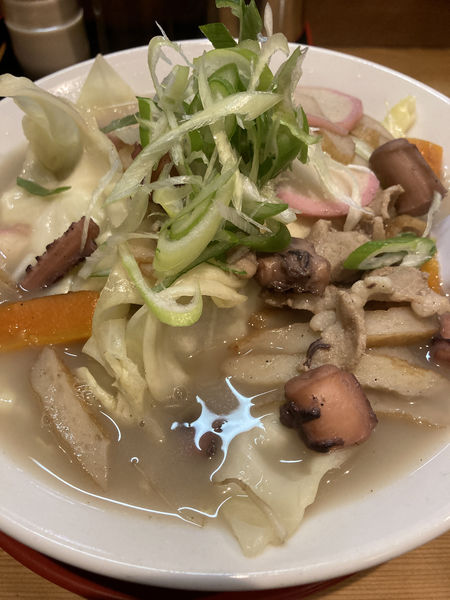 「九州ちゃんぽんとおにぎりのセット¥950」@どんたくの写真