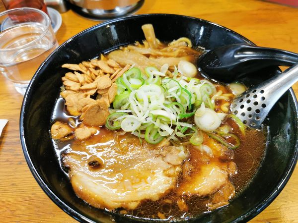 「ニンニクラーメン」@ラーメン専門店 くろべぇの写真