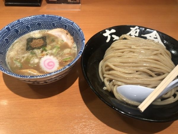「つけめん　850円」@六厘舎の写真