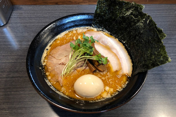 「特製味噌ラーメン(並)1,030円」@ラーメンつけ麺 奔放の写真