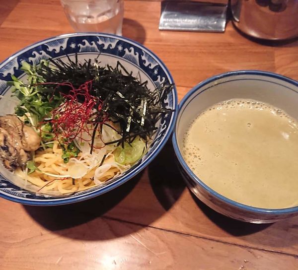 「牡蠣つけ麺」@麺や佐市の写真