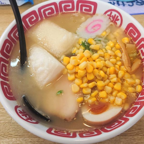 「桃太郎ラーメン(塩・太麺)930円」@神川塩らーめん 桃太郎の写真