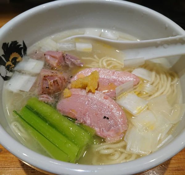 「鴨中華そば塩」@満鶏軒の写真