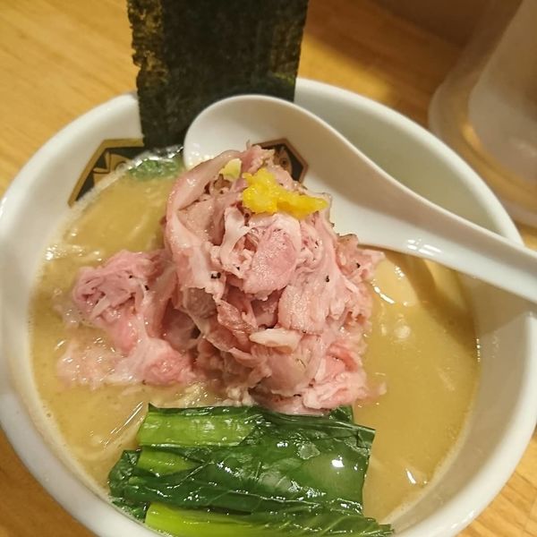 「特製濃厚真鯛ラーメン」@真鯛らーめん 麺魚の写真