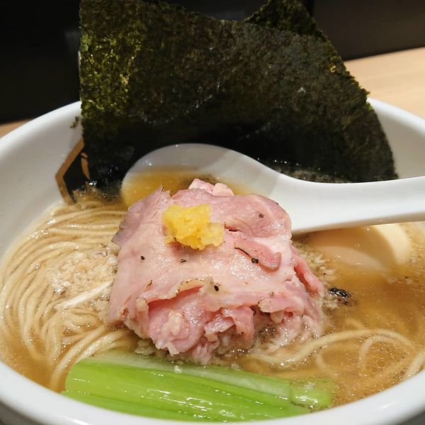 「特製鰤ラーメン」@真鯛らーめん 麺魚 錦糸町PARCO店の写真