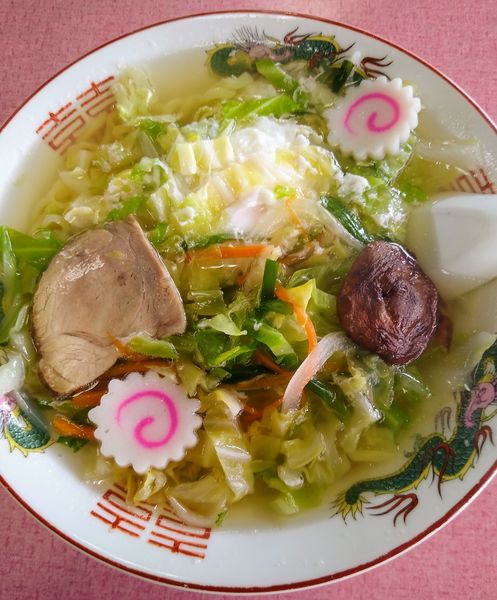 「五目そば 570円 手打麺20円」@山下食堂の写真