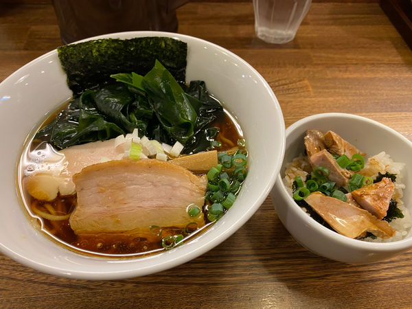 「三陸ワカメそば＋ミニチャーシュー丼」@中華そば むら田の写真