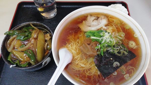 「ランチ(ナスとピーマン炒めミニ丼と中華そば)　¥700」@中華料理 ひろしの写真