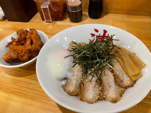 「全部乗せ」@きりん寺 桃谷店の写真