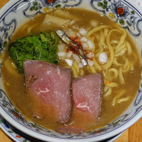 「すごい煮干しラーメン 858円」@ビーフキッチンスタンド 新橋店の写真