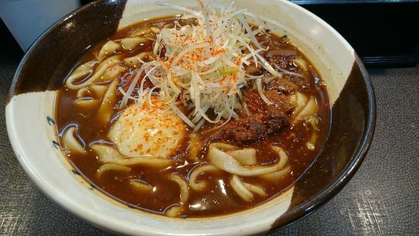 「味噌きしめん」@名代きしめん 住よし JR名古屋駅・新幹線下りホーム店の写真