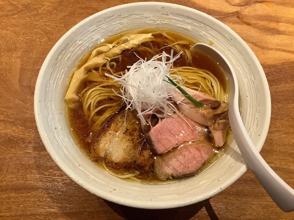 「【4月限定】SALの鶏そば」@三鷹らーめん酒場 SALの写真