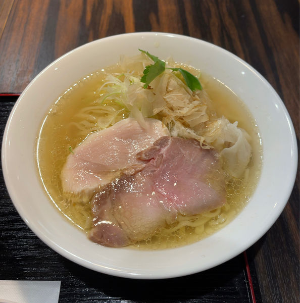 「淡麗鶏そば（700円）」@ラーメン まる五の写真