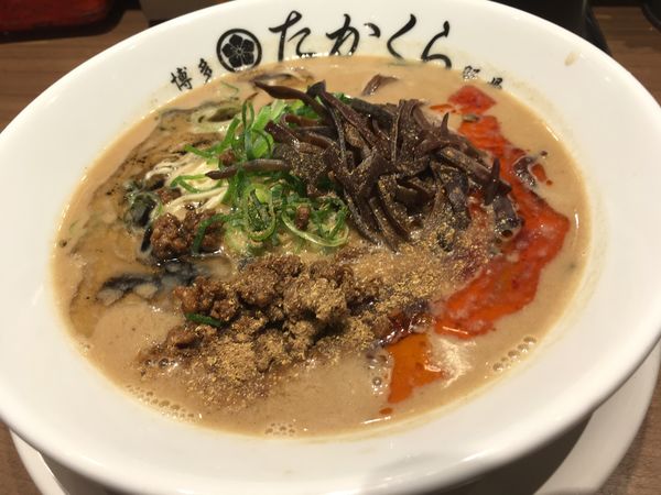 「濃厚豚骨担々麺」@博多豚骨たかくら 武蔵小杉店の写真