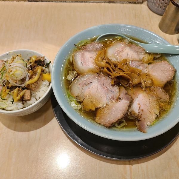 「夜ちゃーしゅー麺とちゃーしゅー飯」@食堂 七彩の写真