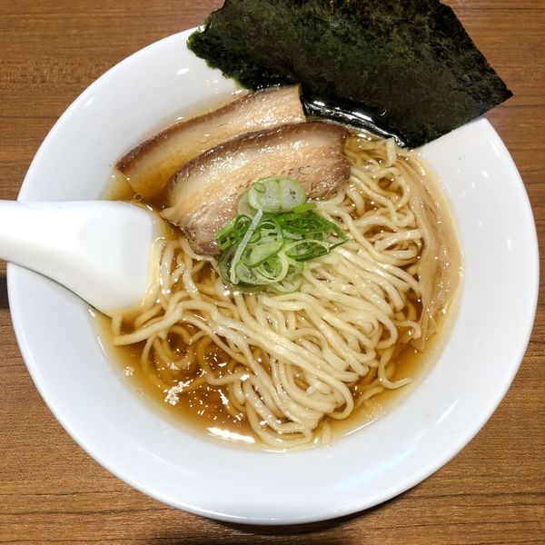 「川越醤油の中華そば￥880」@寿製麺よしかわ 川越店の写真