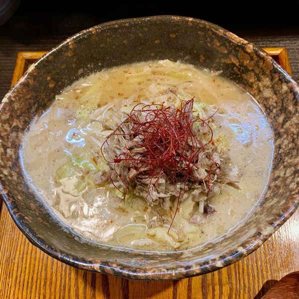 ラム肉盛り味噌らーめん（2軒目も「ひつじ系」）