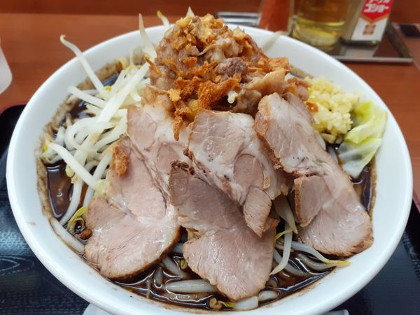 「黒MAX、大盛」@肉煮干中華そば 鈴木ラーメン店の写真