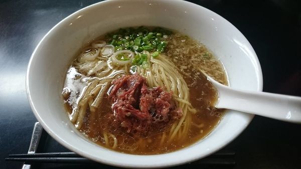 「醤油らぁ麺」@牛骨らぁ麺 マタドール 本店の写真